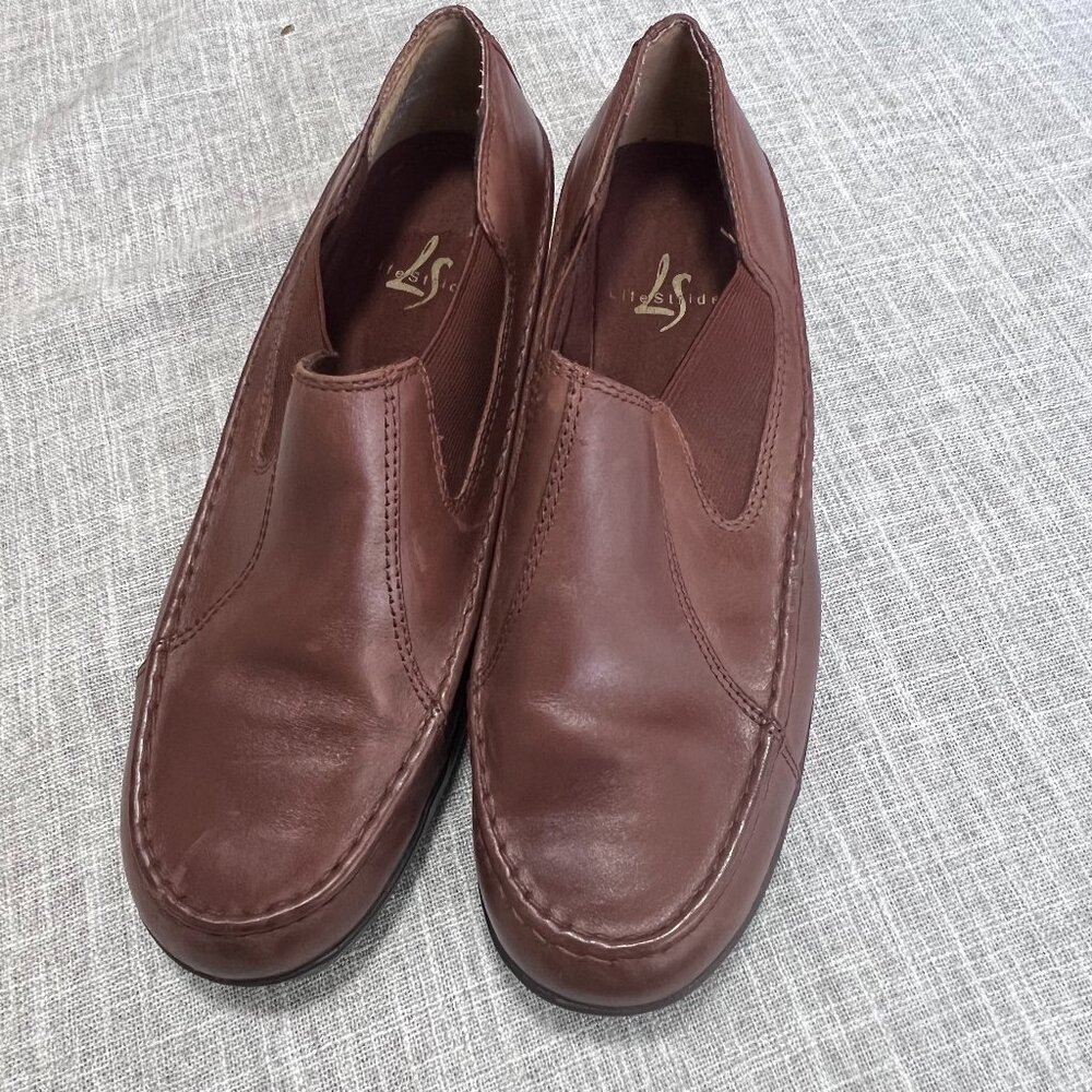 Life Stride Brown Leather Loafer Women Size 8.5 Office Casual Flat Shoes